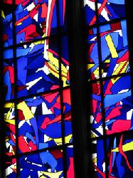 Leuchtender Mehrwert � Imi Knoebels Fenster in der Kathedrale von Reims